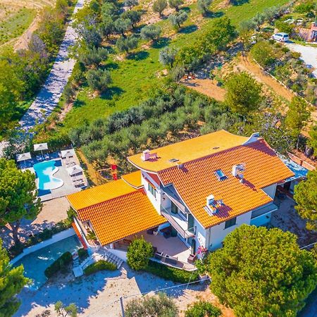 Vista Allegra Pagoda - Villa Con Piscina Colonnella Exterior foto